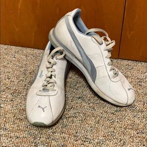 Women’s Puma -size 9